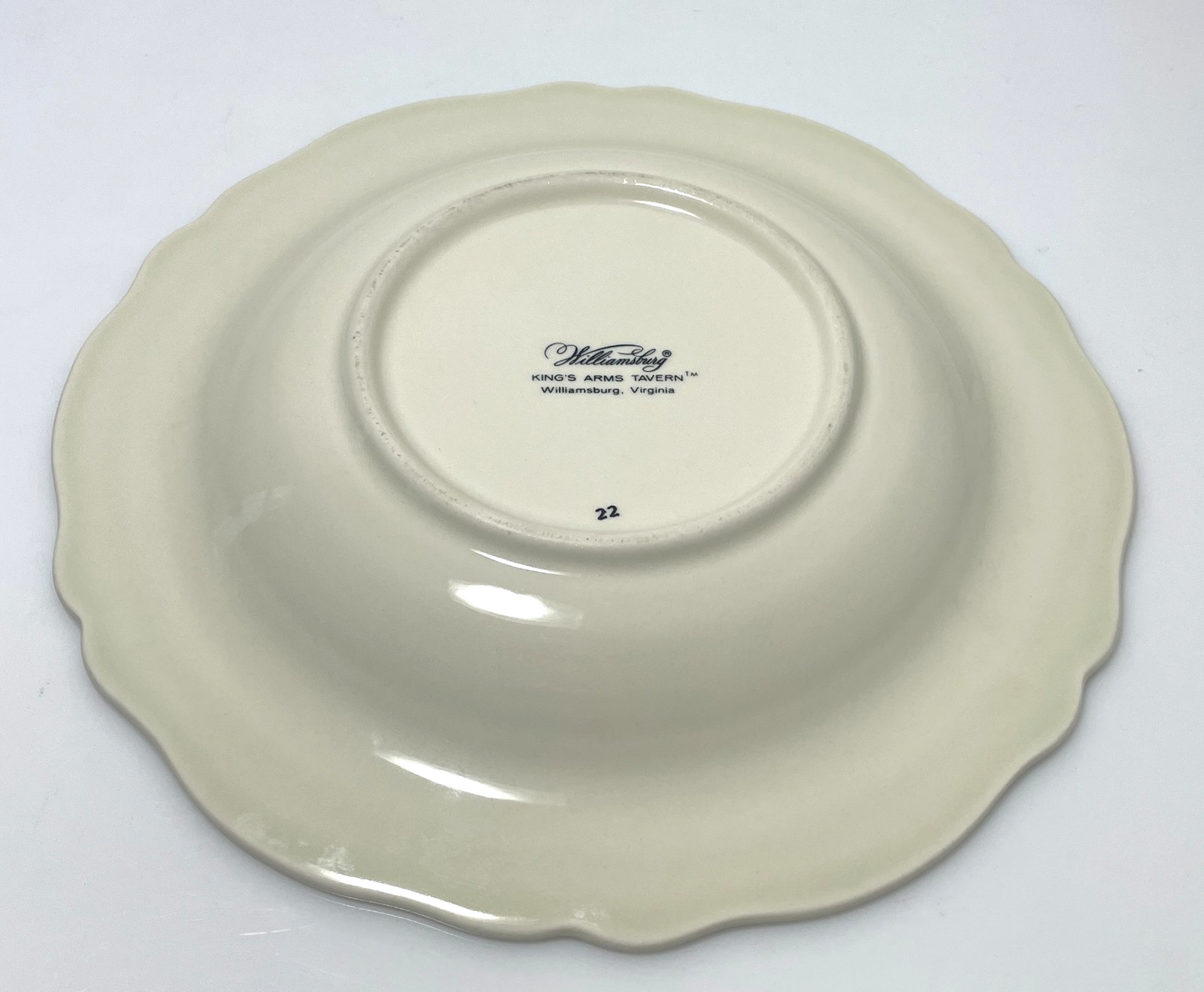 Homer Laughlin Kings Arms Tavern Williamsburg Rim Soup Bowl 10"2