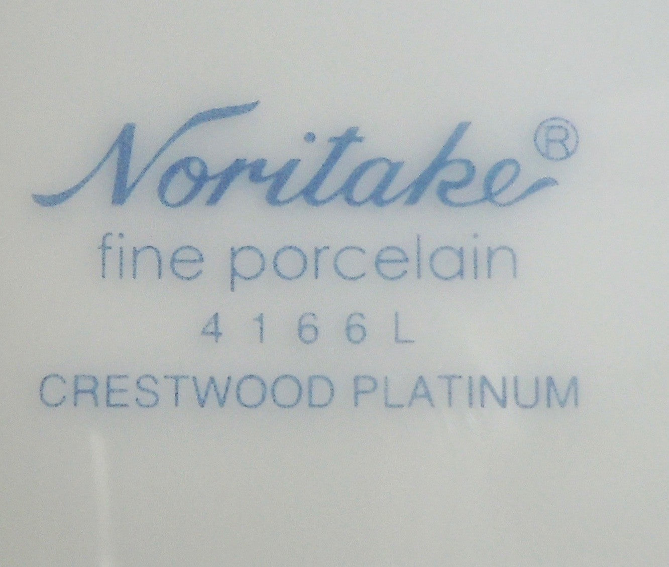 Noritake Crestwood Platinum Salad Plate 8 3/8"2