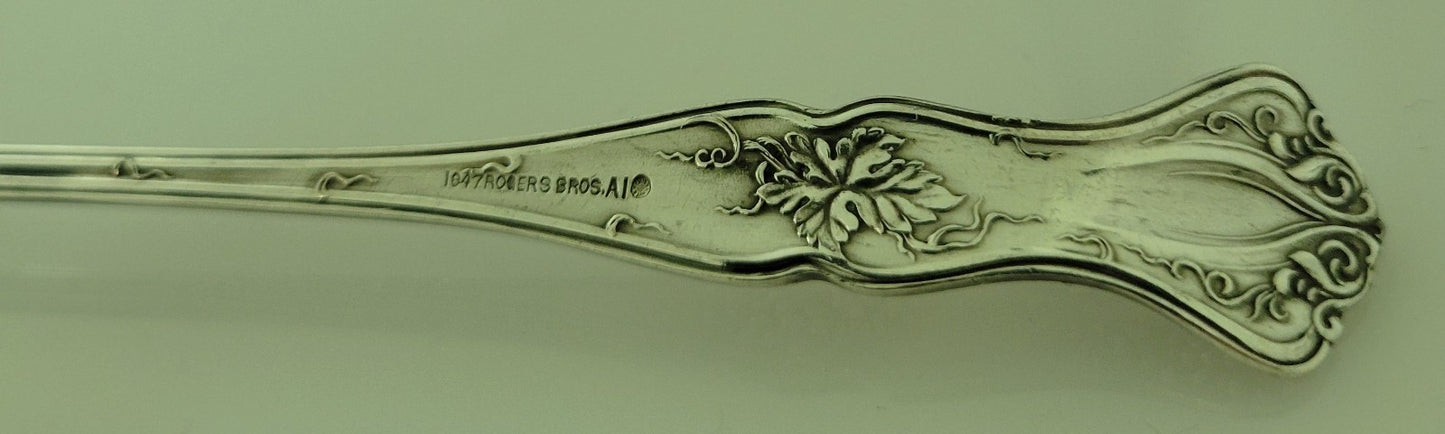 International Silver Vintage 1904 Spoon Olive 8 1/2" Silverplate Exceptional2