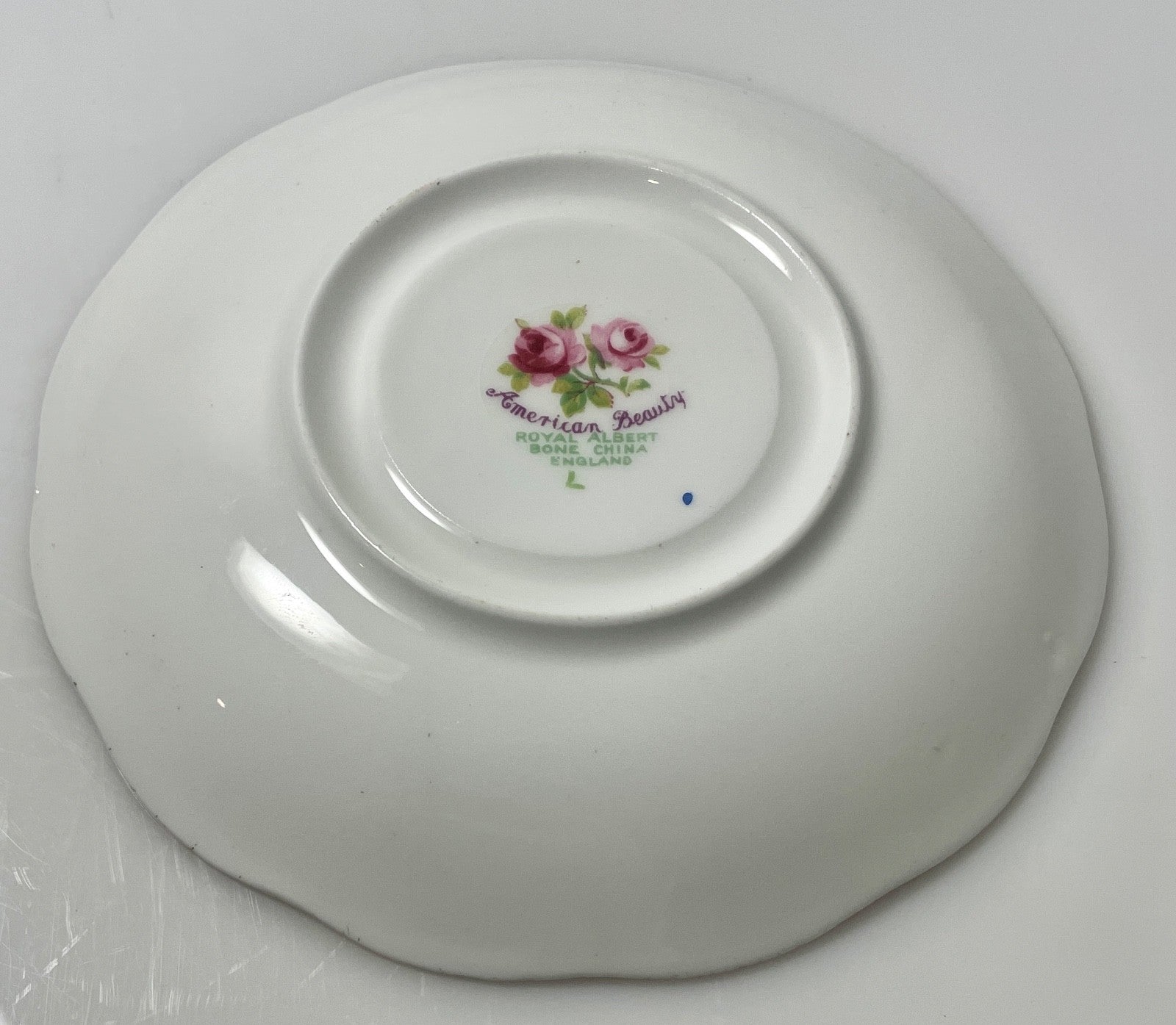 Royal Albert American Beauty Saucer 5 5/8"1