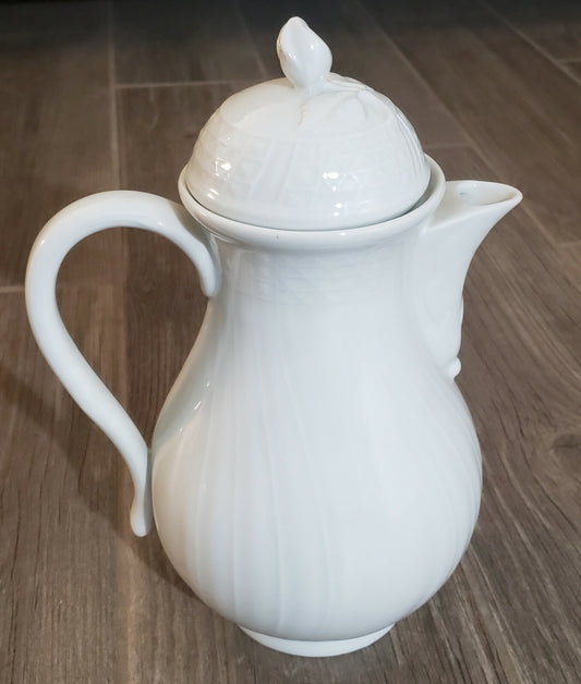 Hutschenreuther Dresden All White Coffee Pot 5 Cup0