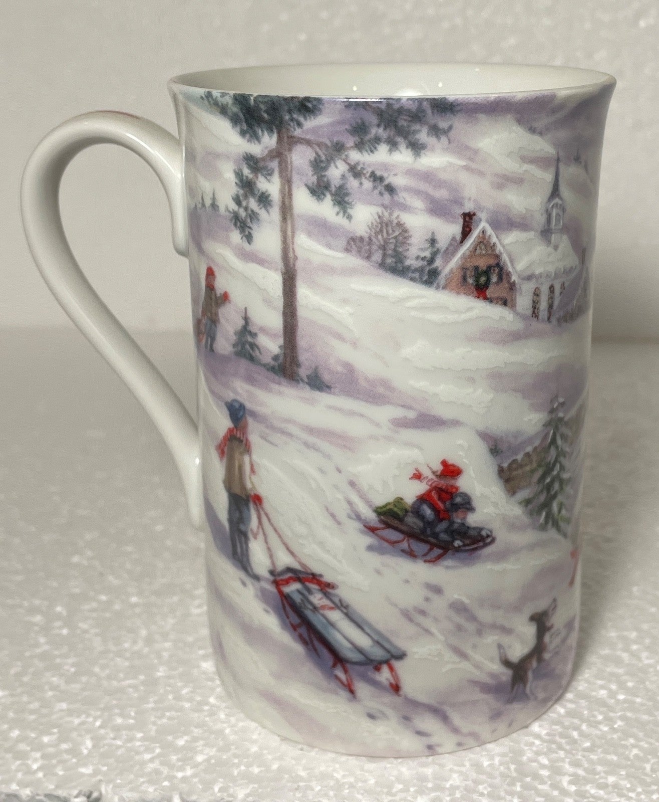 Lenox American Christmas Mug The Skating Pond 4 1/2"1