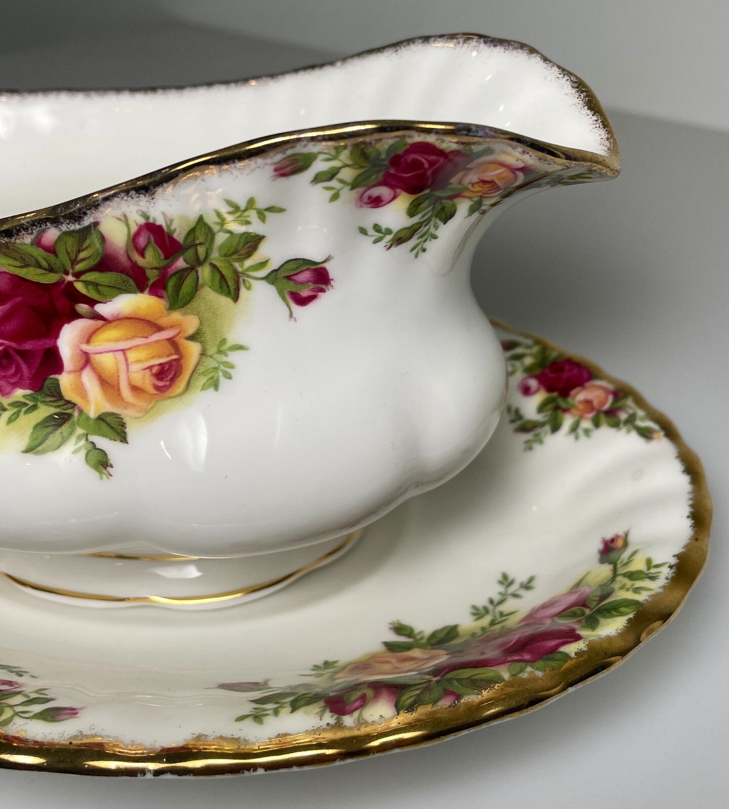 Royal Albert Old Country Roses Gravy Boat and Underplate2
