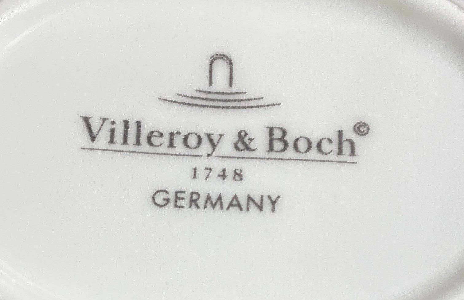 Villeroy & Boch Mira Creamer 3 1/2" 6 Ounce1