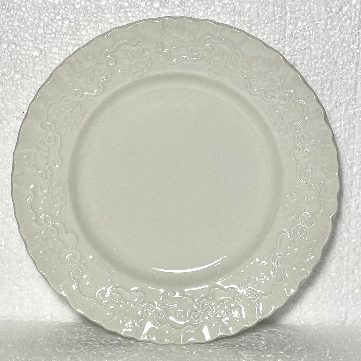 Ralph Lauren Wedgwood Claire Salad Plate 8 1/8"0