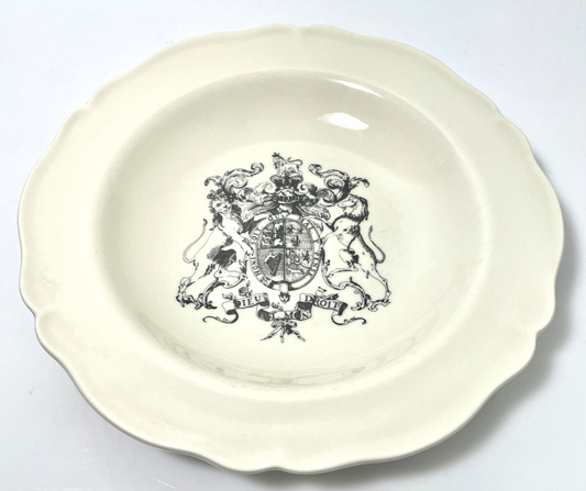 Homer Laughlin Kings Arms Tavern Williamsburg Rim Soup Bowl 10"0