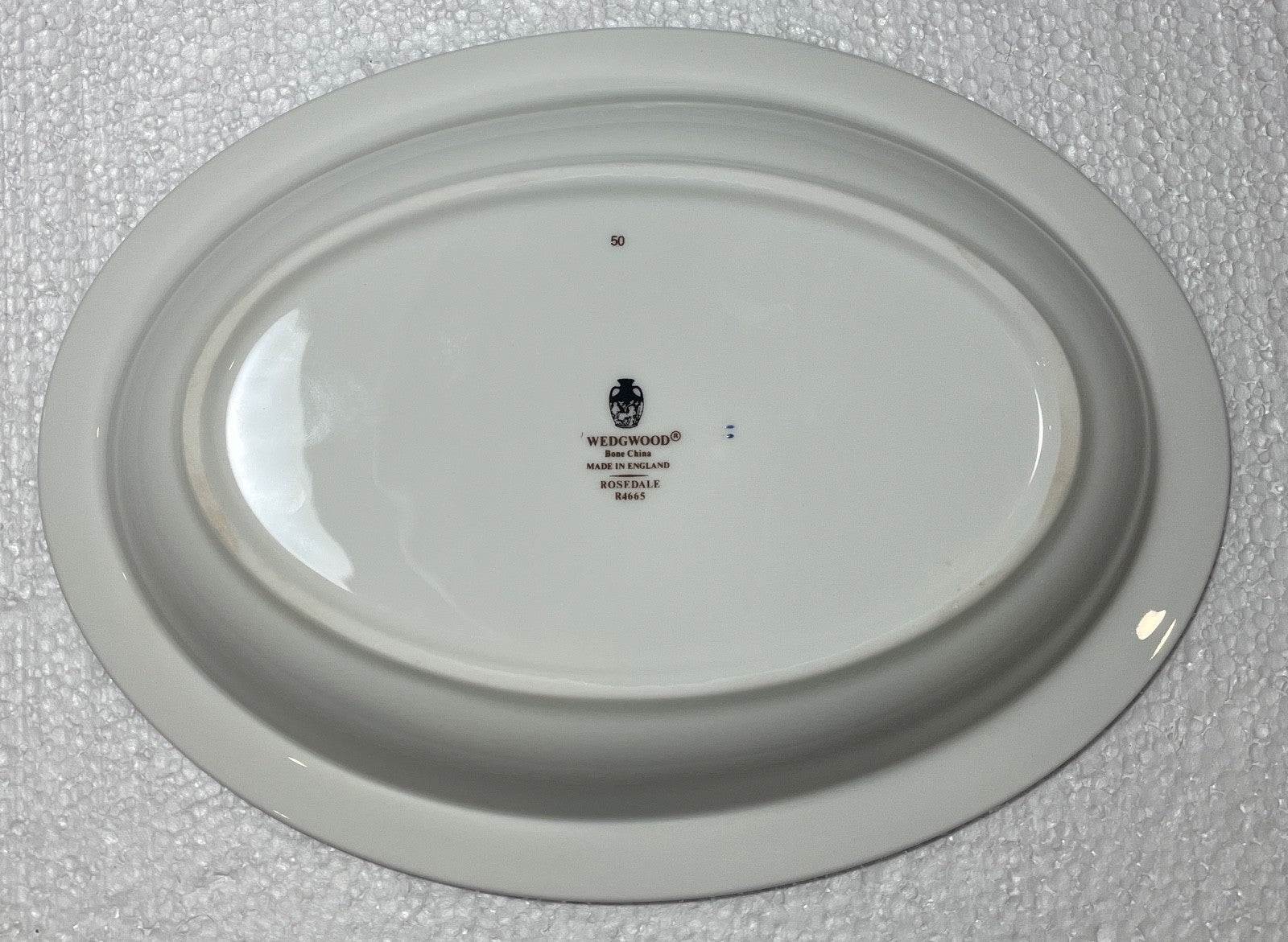 Wedgwood Rosedale Oval Vegetable Bowl 10"2