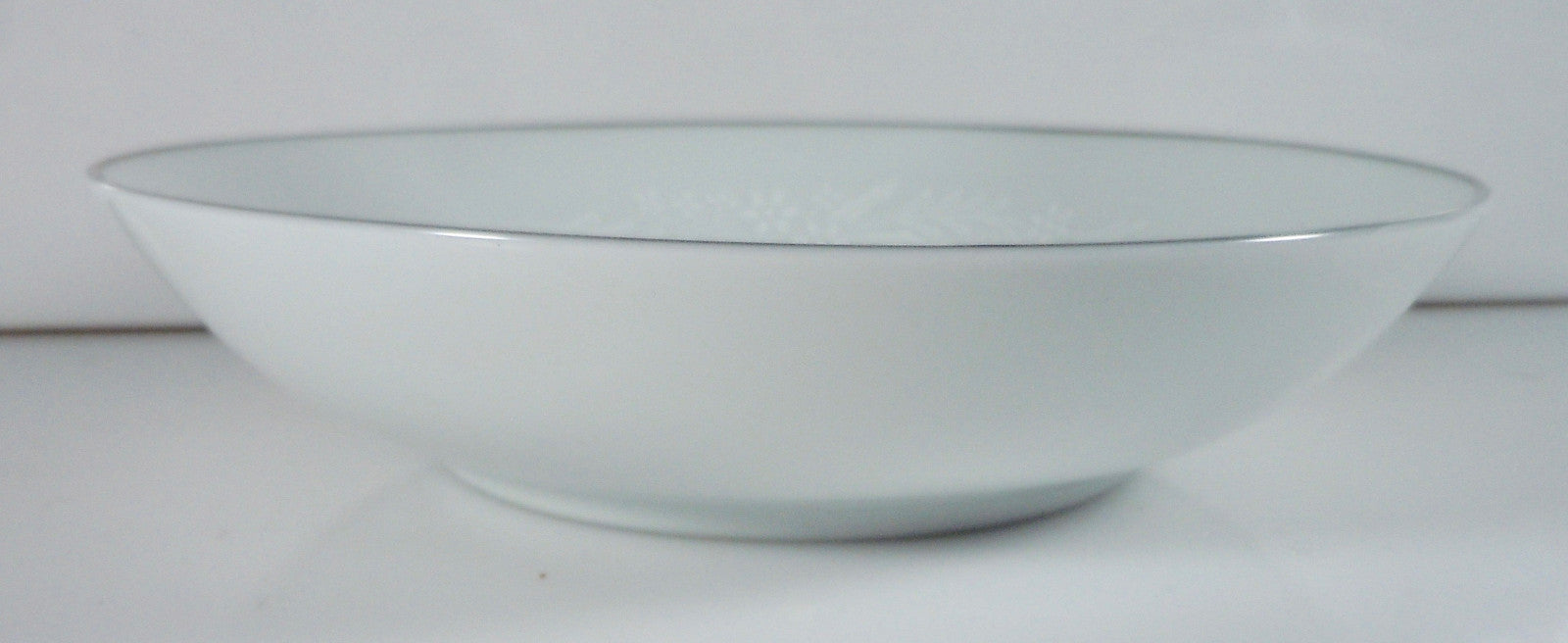 Noritake Georgian Fruit Bowl 5 1/2"1