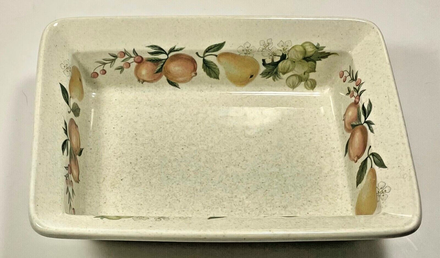 Wedgwood Quince Hors d'Oeuvres Dish 6 3/8"1