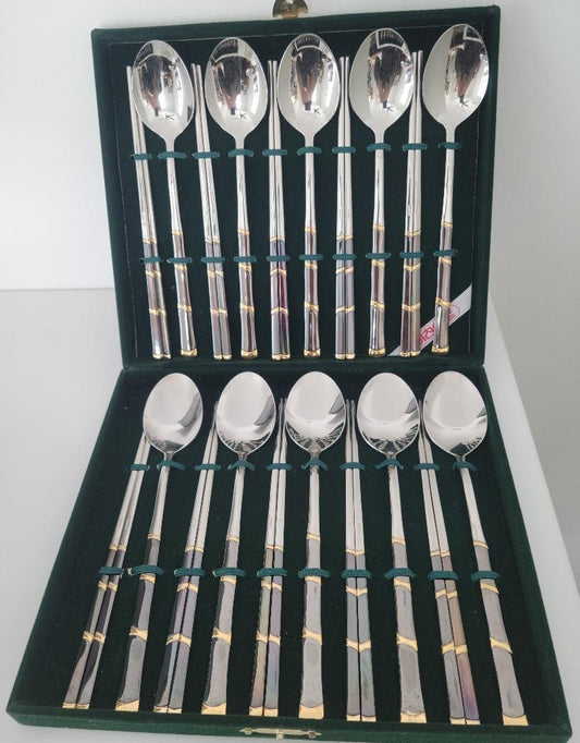 Kitchen Art Chopsticks and Spoons 10 sets Black and Gold Bamboo Design0