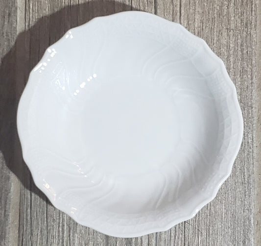 Hutschenreuther Dresden White Fruit Bowl 5 3/8"0