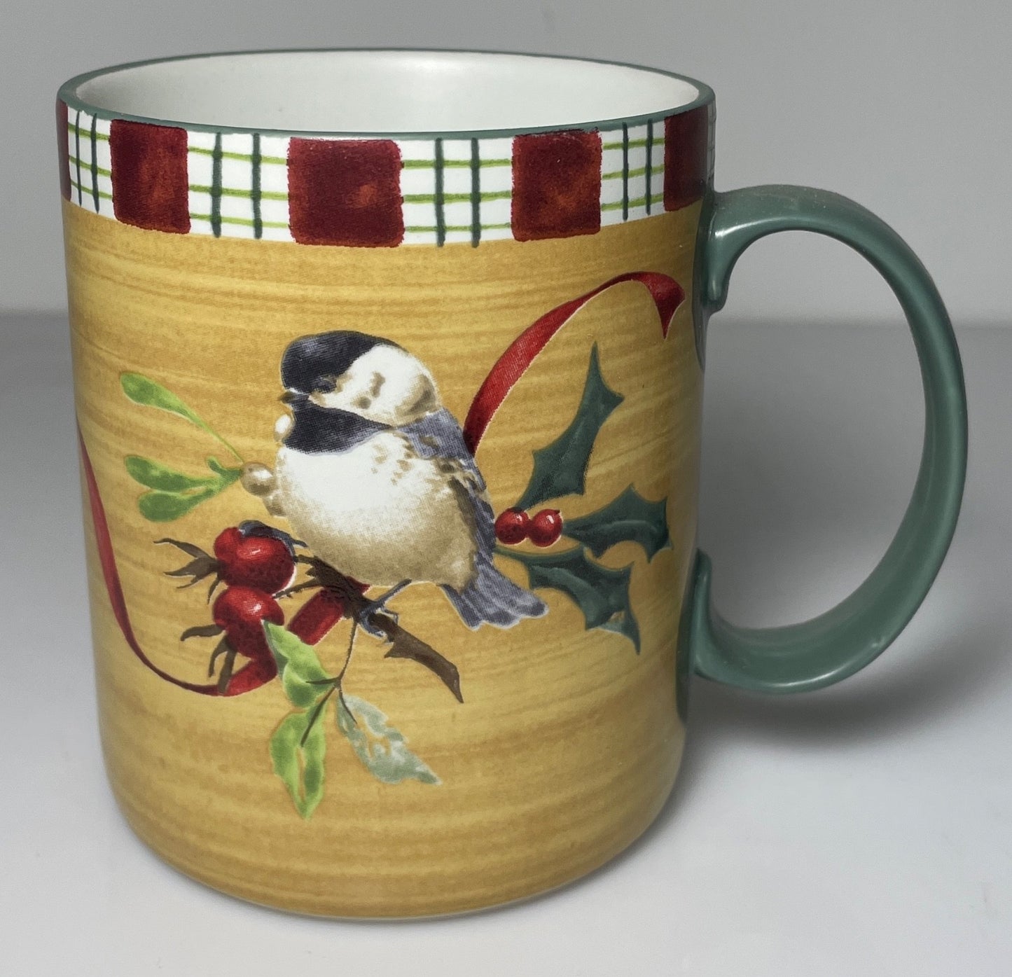 Lenox Winter Greetings Chickadee Mug 3 7/8" Minor Trim Wear On Rim1