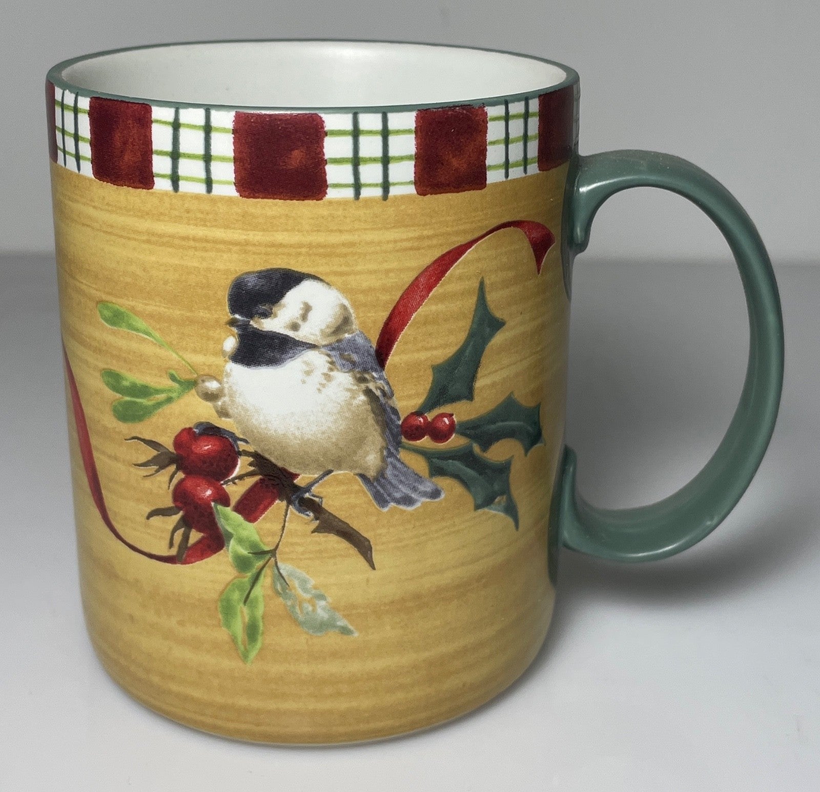 Lenox Winter Greetings Chickadee Mug 3 7/8" Minor Trim Wear On Rim1
