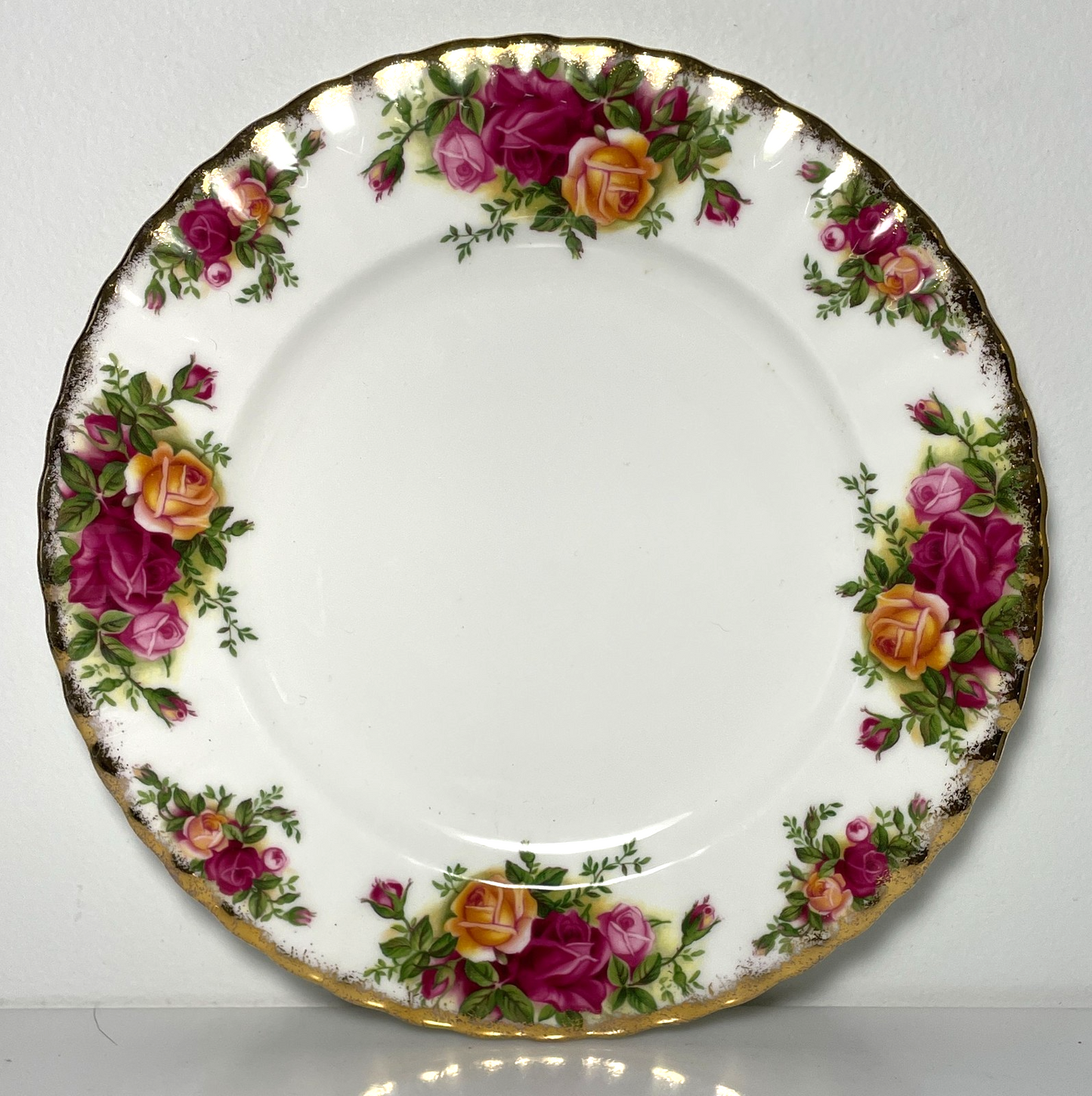 Royal Albert Old Country Roses Salad Plate 8 1/8"0
