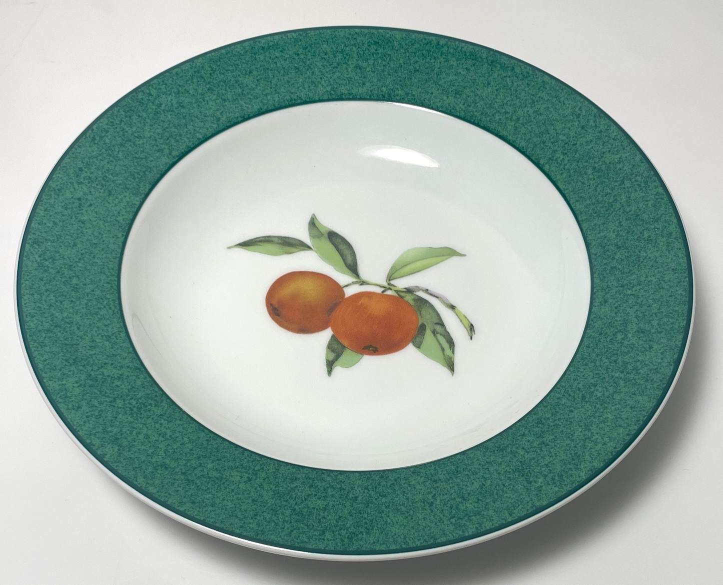Royal Worcester Evesham Gold Accent Rimmed Soup Bowl 9" Green Rim0