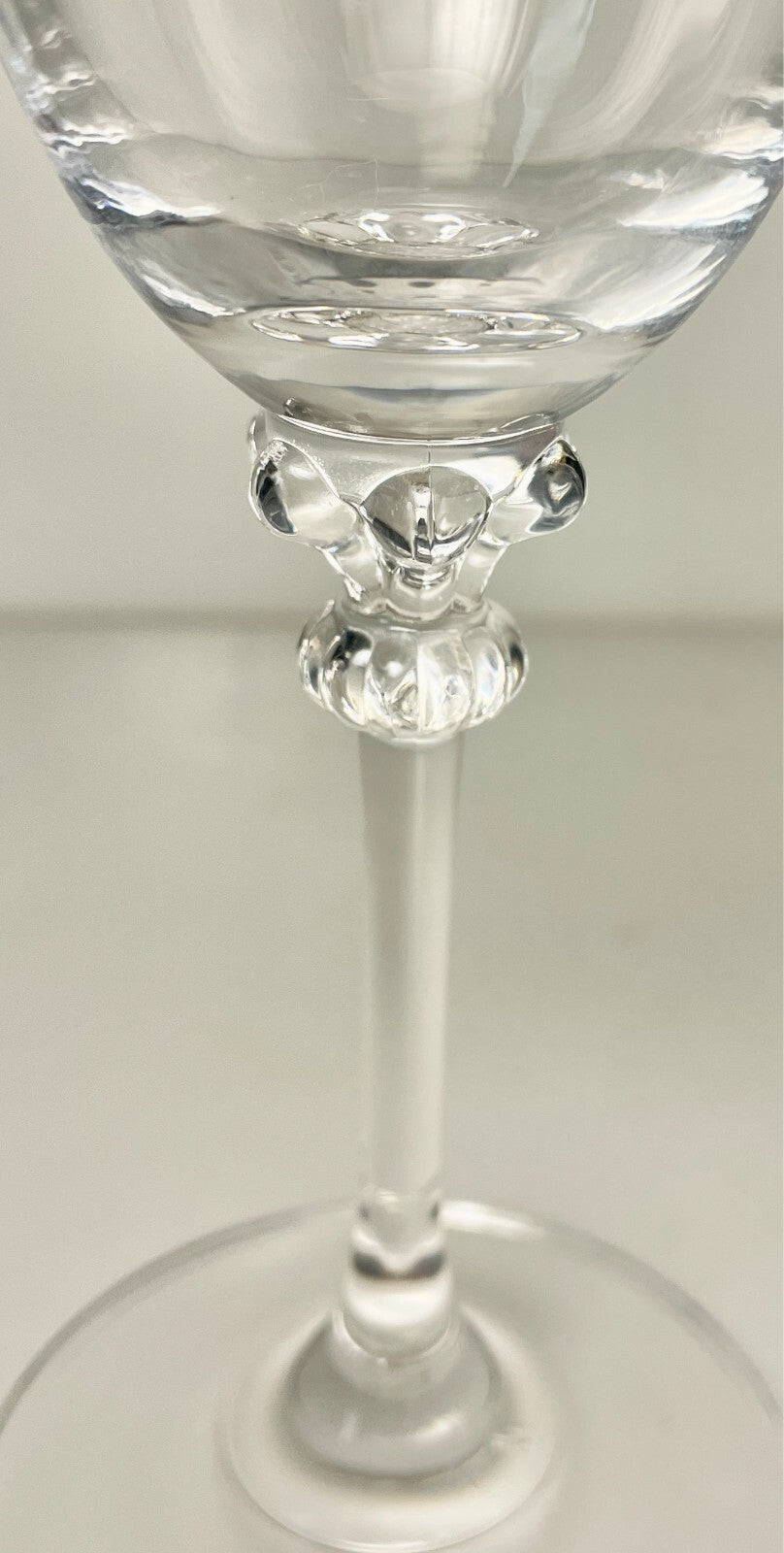 Mikasa Italian Countryside Wine Glass Ball Stem 7 7/8"2