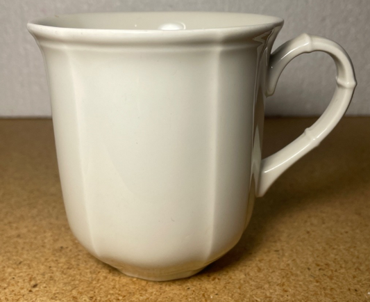 Villeroy & Boch Manoir Mug 3 1/2"0