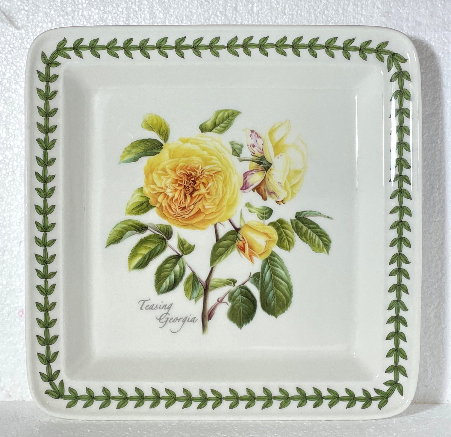 Portmeirion Botanic Roses Square Dinner Plate Teasing Georgia 11"0