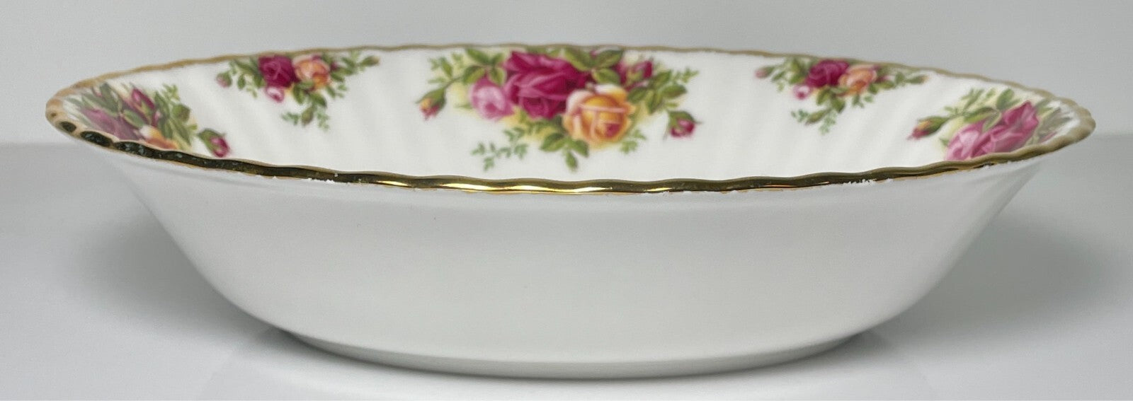 Royal Albert Old Country Roses Oval Vegetable Bowl 9"1