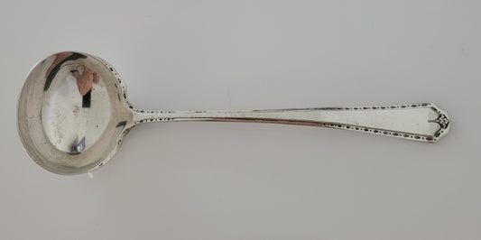 Oneida Algonquin Gravy Ladle 6 7/8" Silverplate0