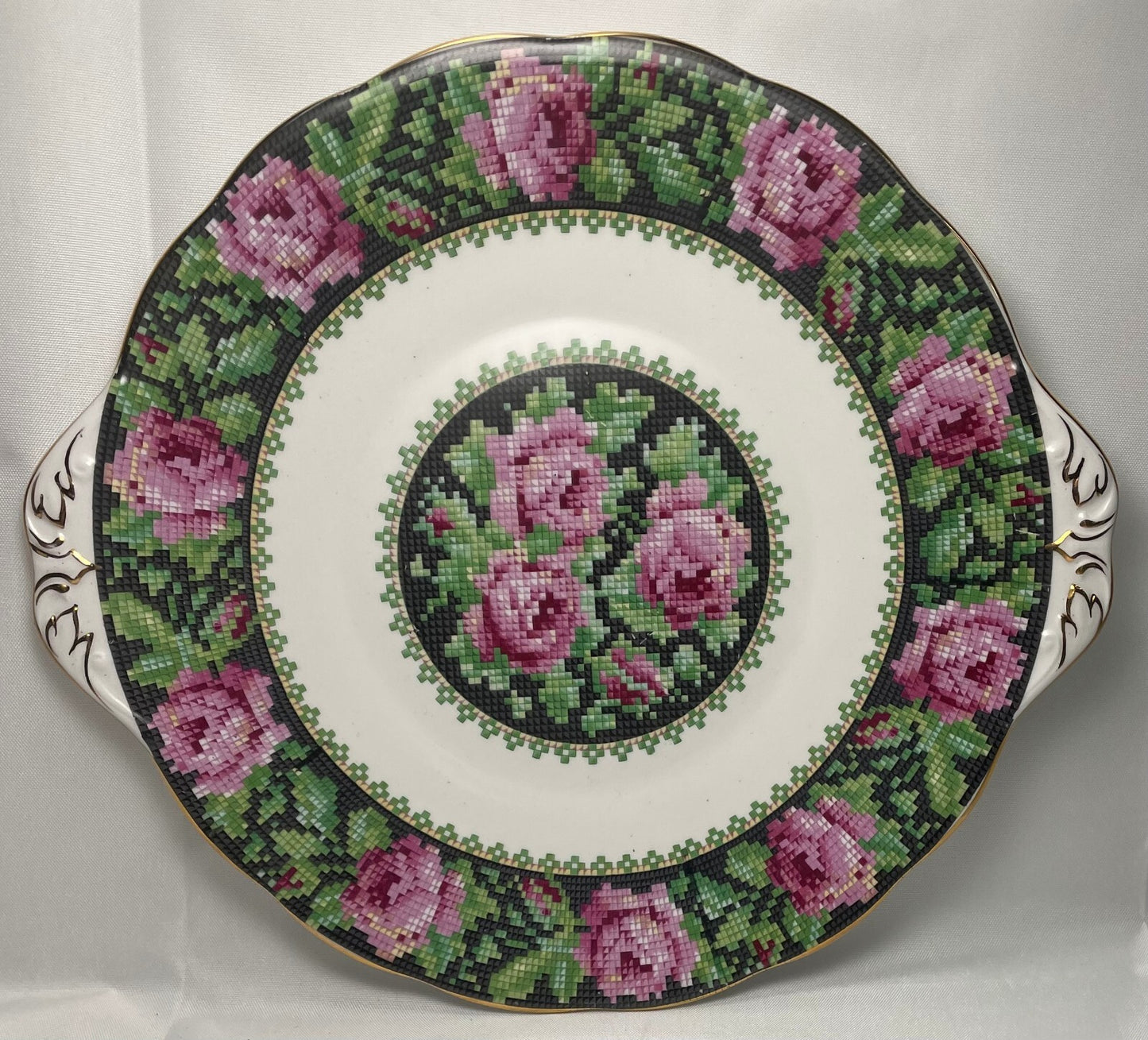 Royal Albert Needle Point Handled Cake Plate 10"0