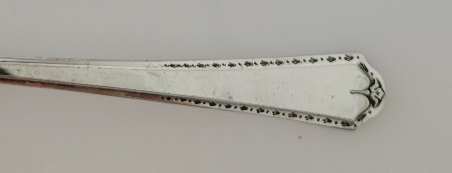 Oneida Algonquin Gravy Ladle 6 7/8" Silverplate1