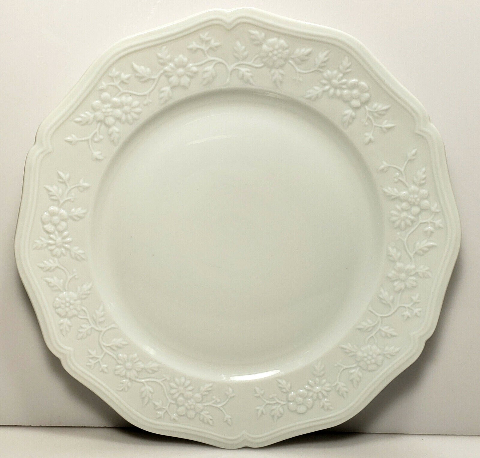Ceralene Hawthorn Dinner Plate 10 3/4"1
