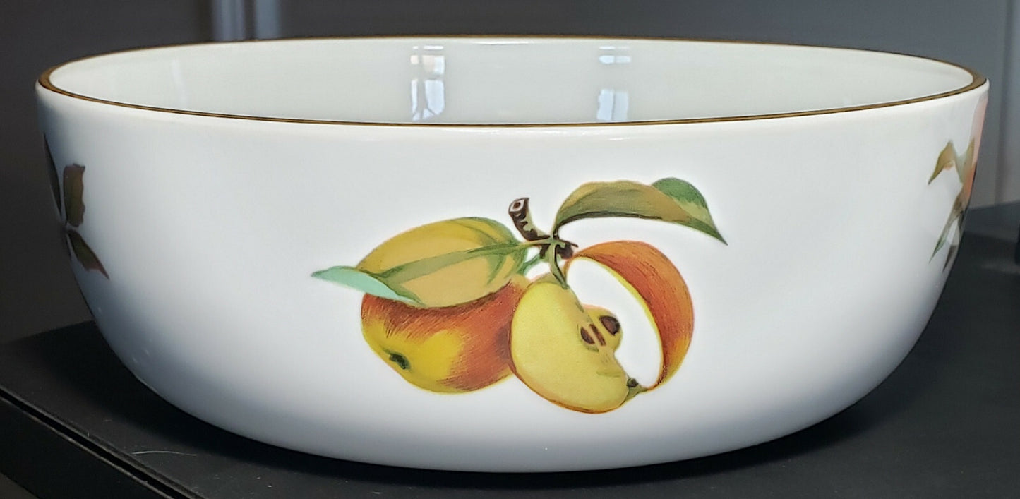 Royal Worcester Evesham Gold Large Fruit Bowl 8"0
