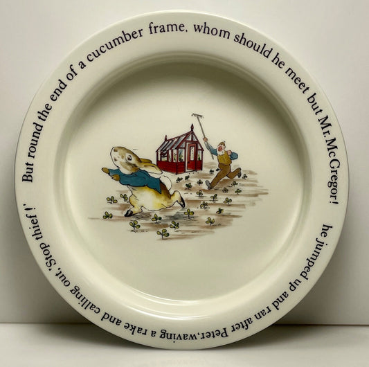 Wedgwood Peter Rabbit Porringer Bowl Stop Thief 6 5/8"0