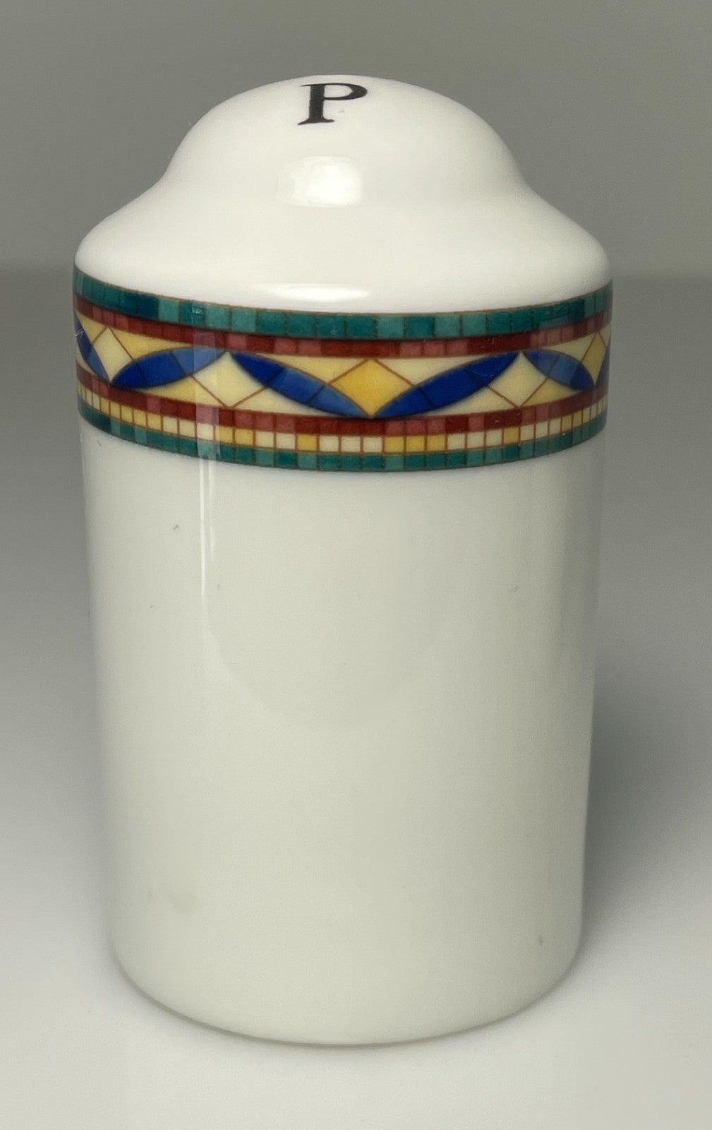 Villeroy & Boch Pergamon Pepper Shaker 1 Hole 2 1/2"0