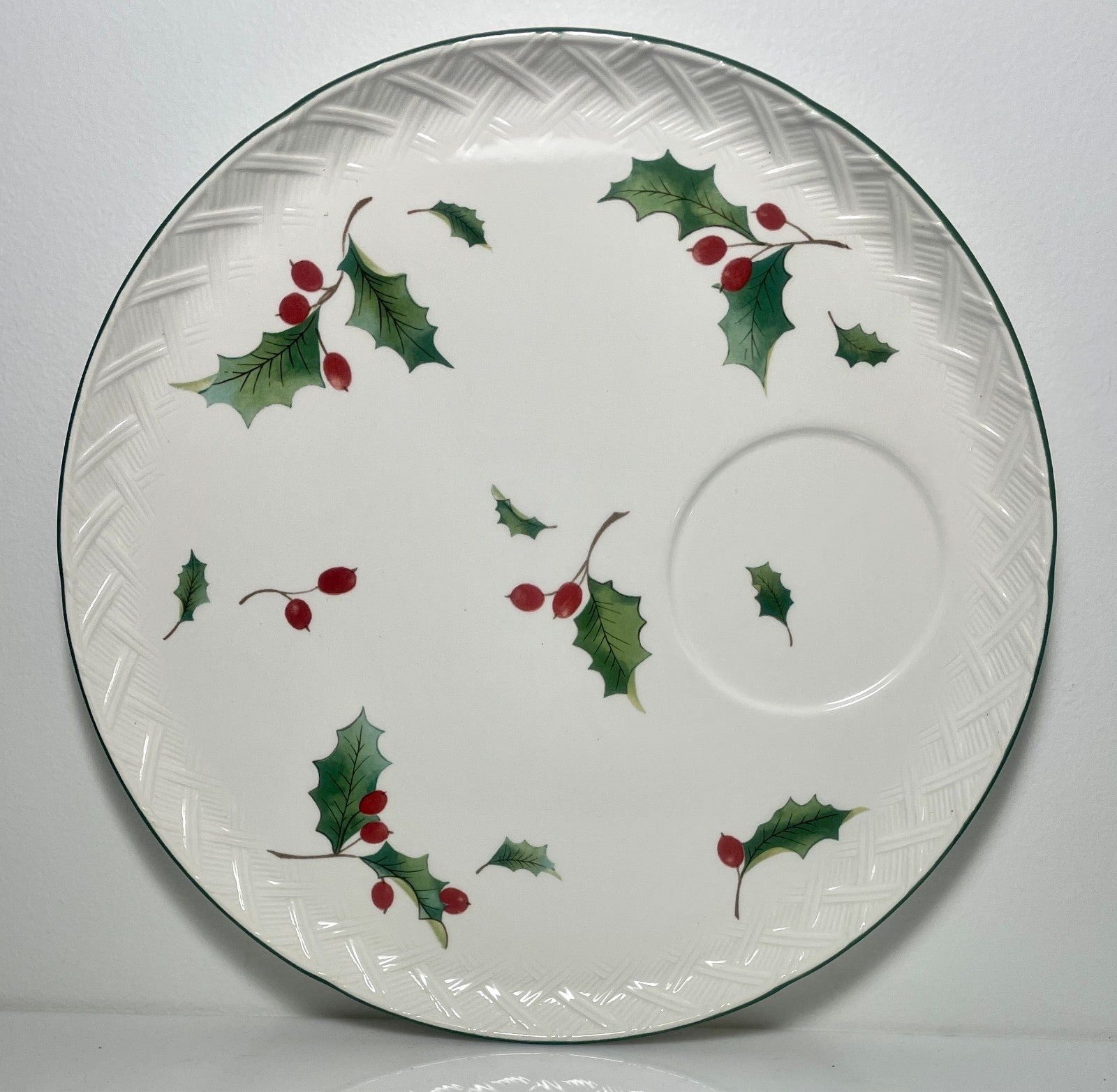 Mikasa English Countryside Season's Holly Crudite Plate Only 11"0