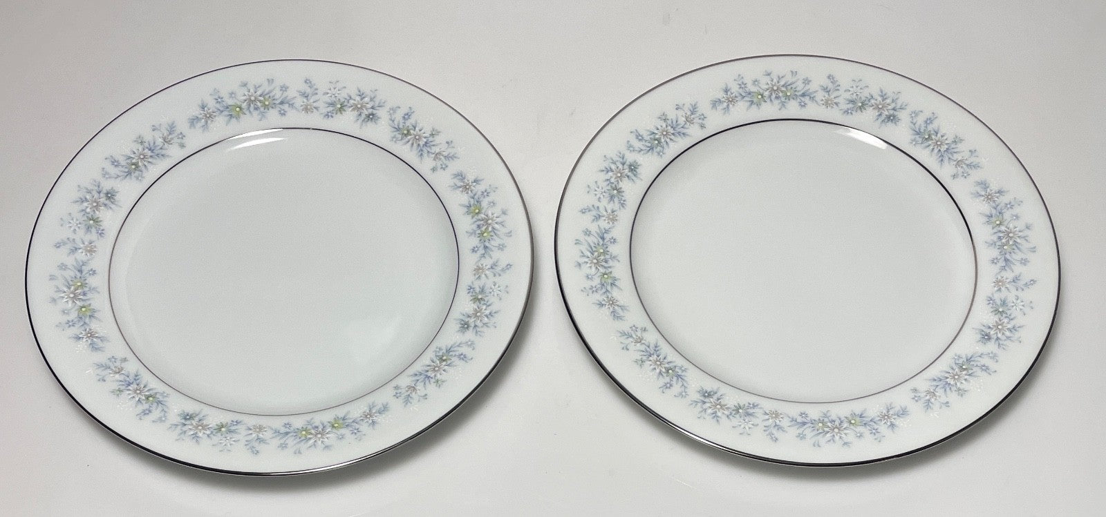 Noritake Marywood Dinner Plate 10 1/2" Set of 20