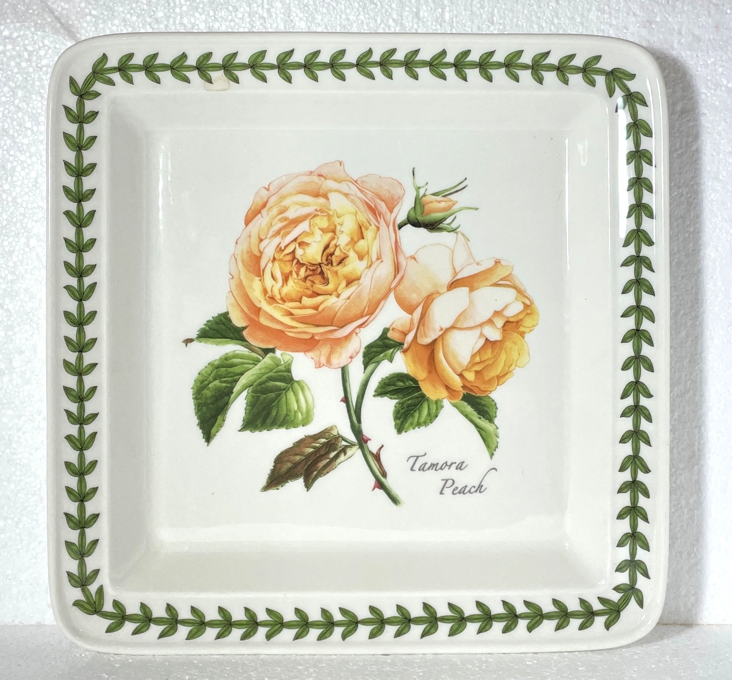 Portmeirion Botanic Roses Square Dinner Plate Tamora Peach 11"0