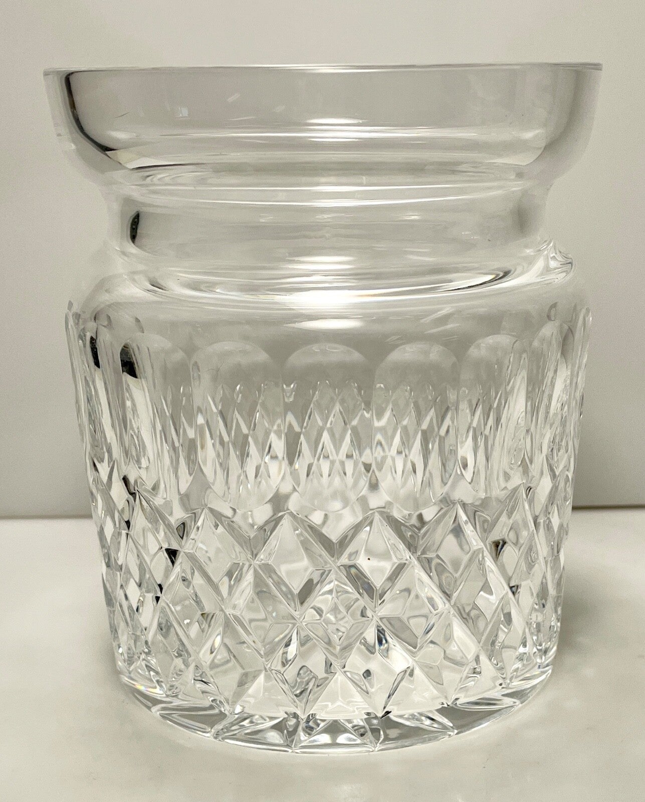 Waterford Colleen Biscuit Barrel No Lid 5 7/8"0