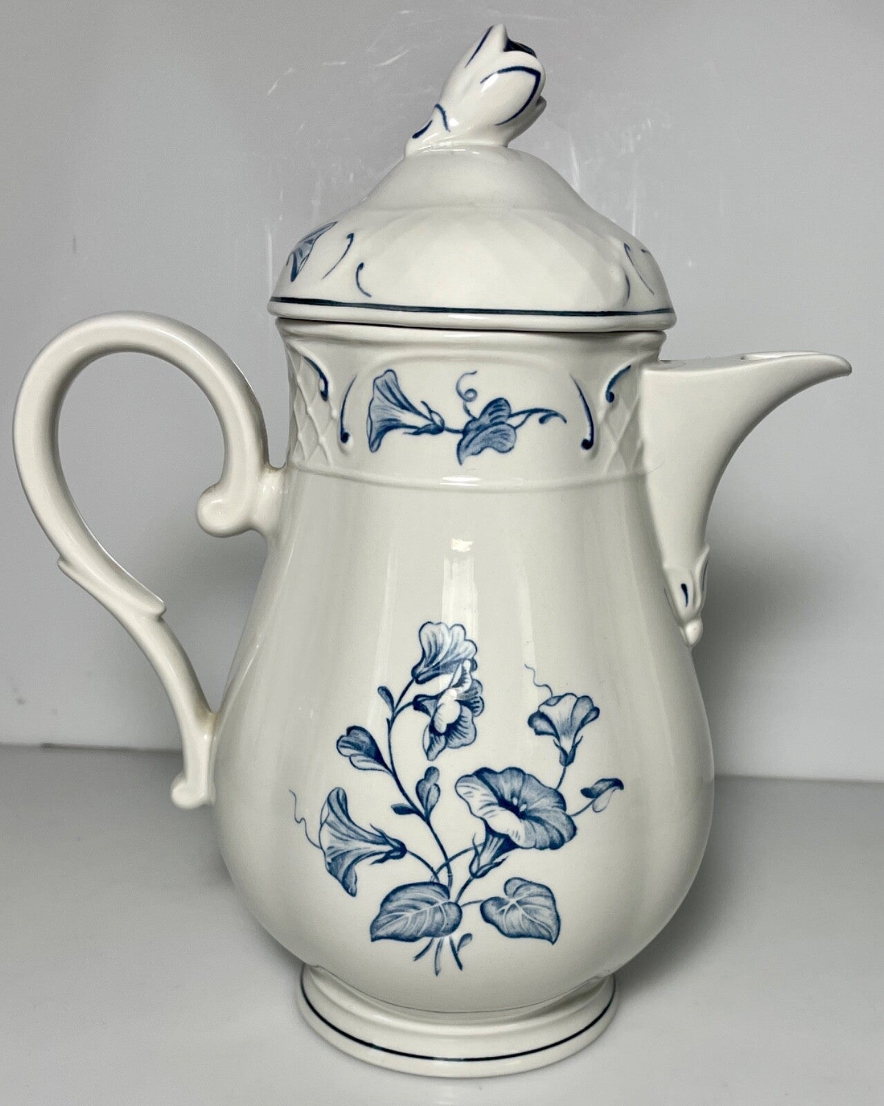 Villeroy & Boch Val Bleu Coffee Pot and Lid 5 Cup0