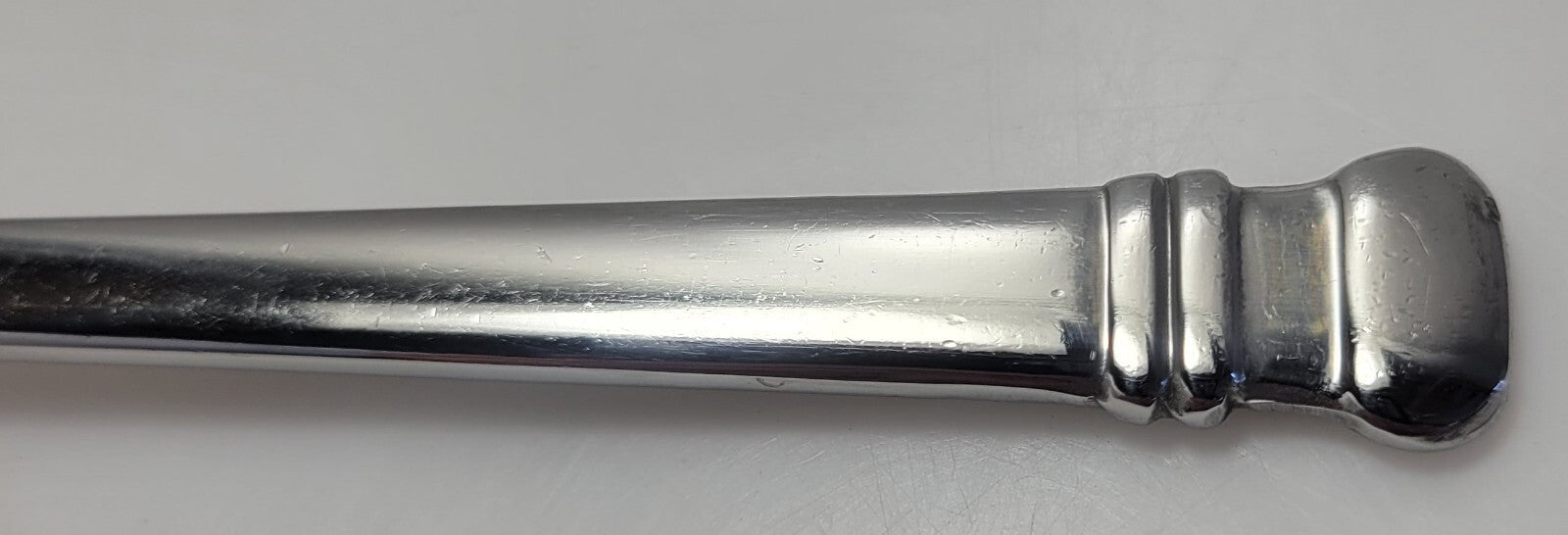 Oneida Chalcis Glossy Stainless 18 10 Knife 9 1/2"1
