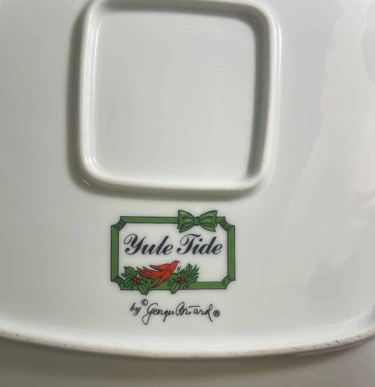 Georges Briard Yule Tide 1 Piece Chip and Dip Set 9"1