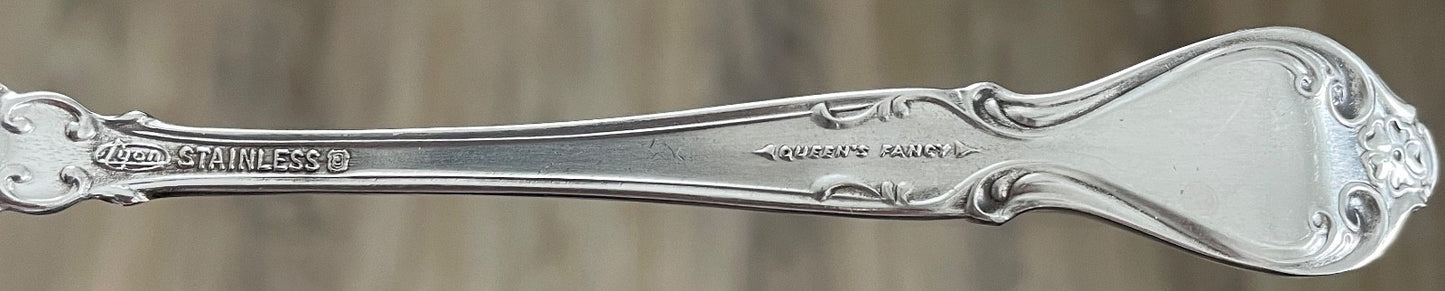 International Silver Queen's Fancy Salad Fork 7" Satin Black Accent Stainless2