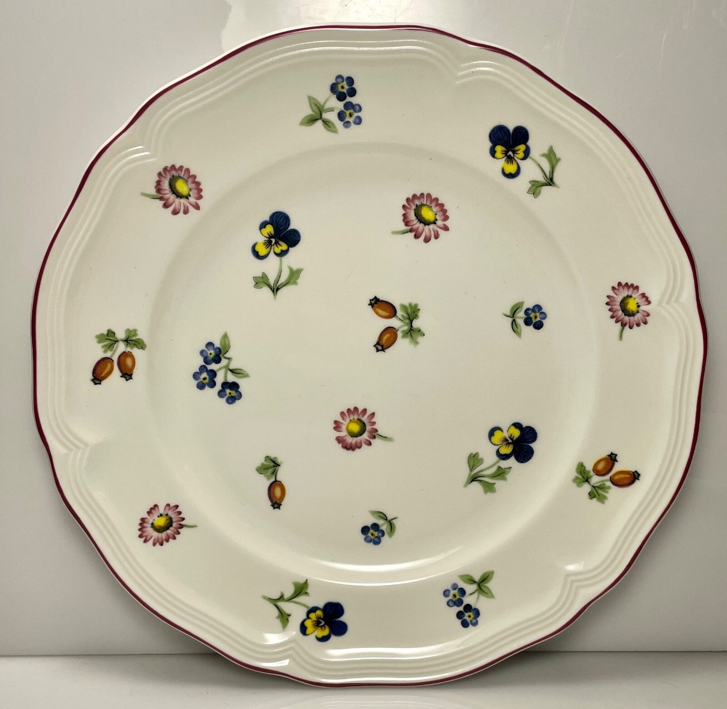 Villeroy & Boch Petite Fleur Salad Plate 8 1/4"0