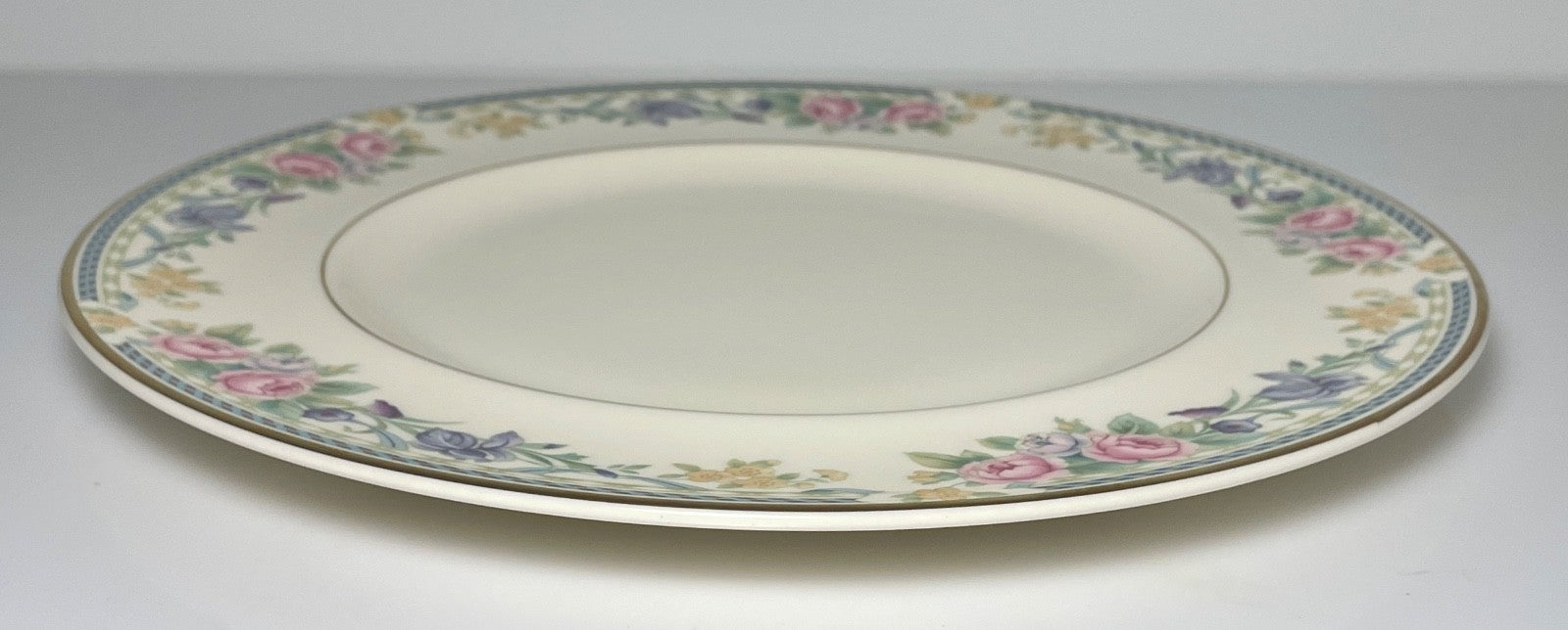 Royal Doulton Eleanor Bread and Butter Plate 6 5/8"2