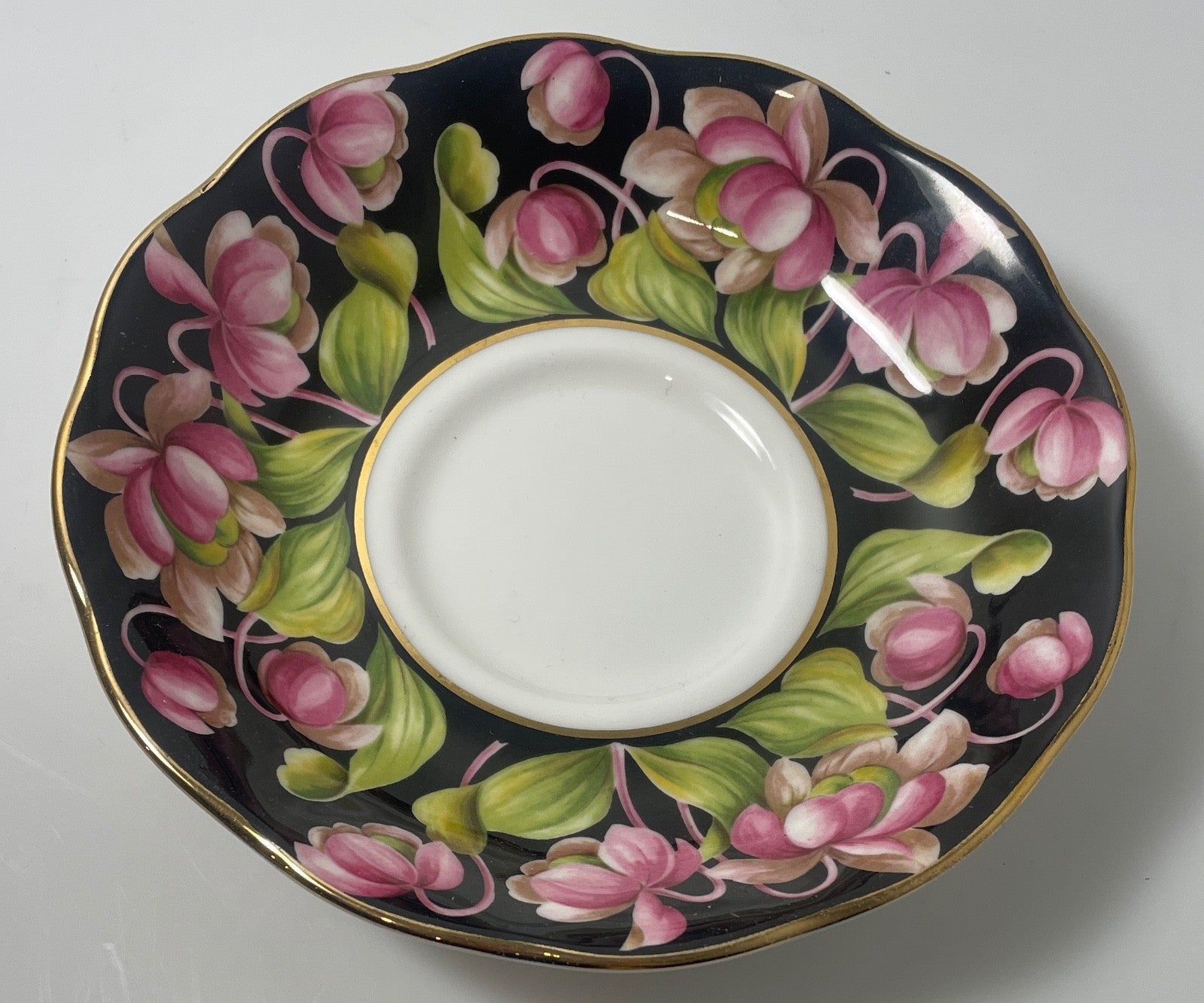 Royal Albert Provincial Flowers Pitcher Plant Saucer 5 1/2"0