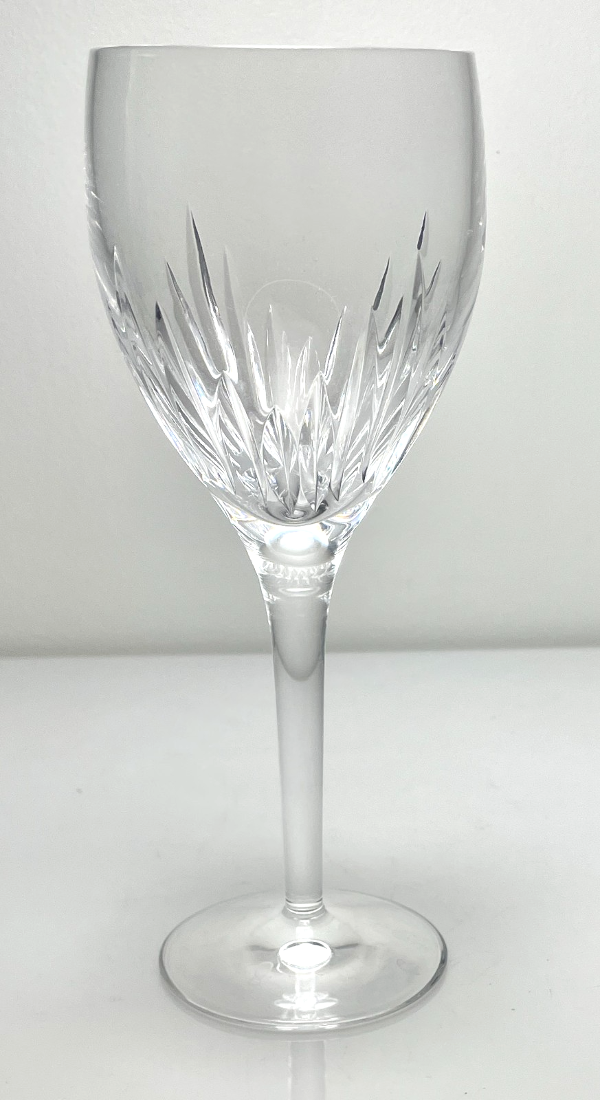 Stuart Gloucester Wine Glass 7 7/8"0