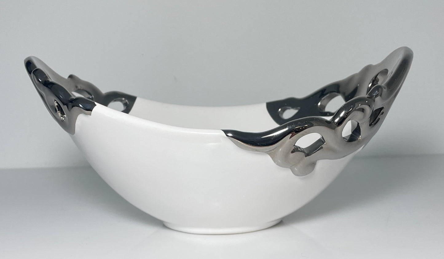 222 Fifth Pierced Serveware Silver Platinum Oval Vegetable Bowl 9 1/2"0