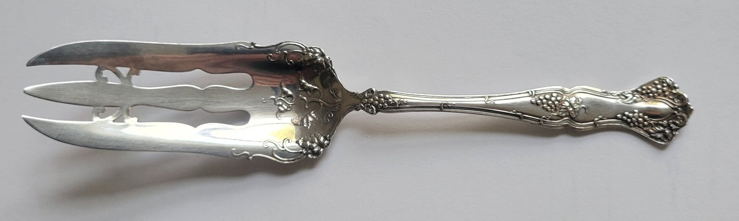 International Silver Vintage 1904 Cake Server 7 3/8"  Silverplate Exceptional0