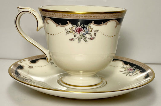 Lenox Hartwell House Cup and Saucer Set0