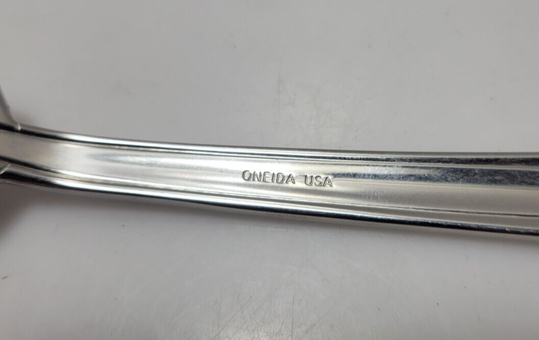 Oneida Etage Salad Fork 7 1/8" Stainless2