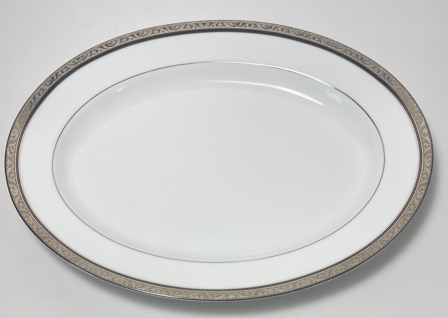 Noritake Regent Platinum Oval Platter 13 3/4"0