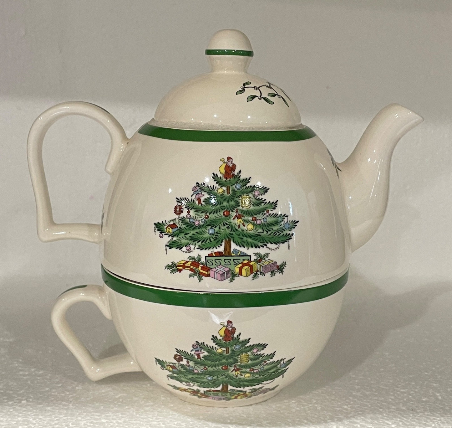 Spode Christmas Tree Individual Teapot & Lid with Cup 6 3/4"0