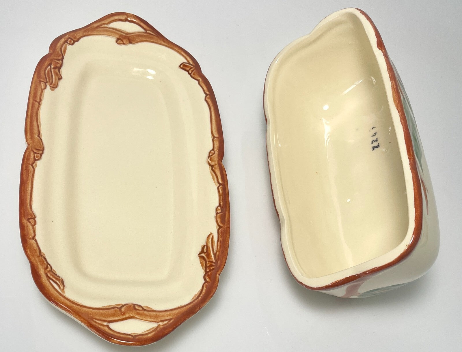 Franciscan Apple USA Covered Butter Dish 1/4 LB 7 5/8"1