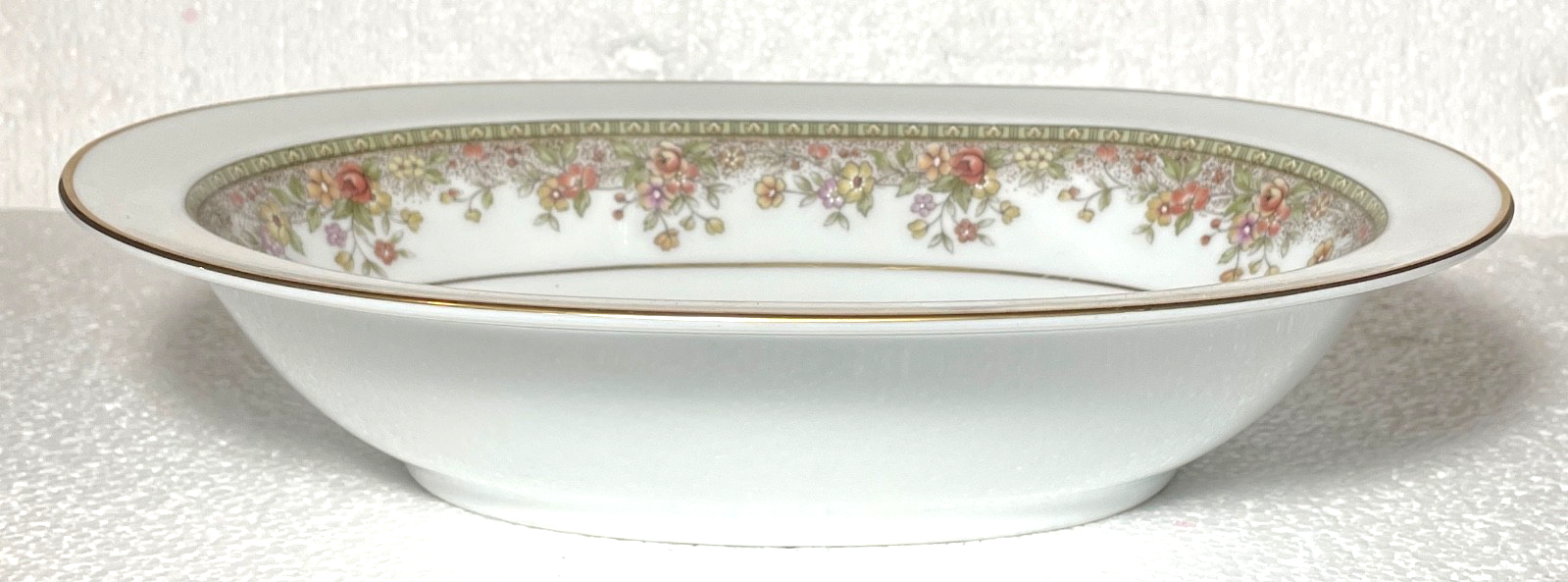 Noritake Morning Jewel Oval Vegetable Bowl 10 1/8"0